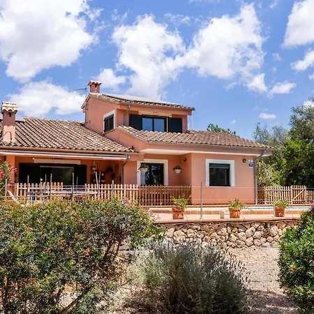 Ses Buguenvilies Villa
